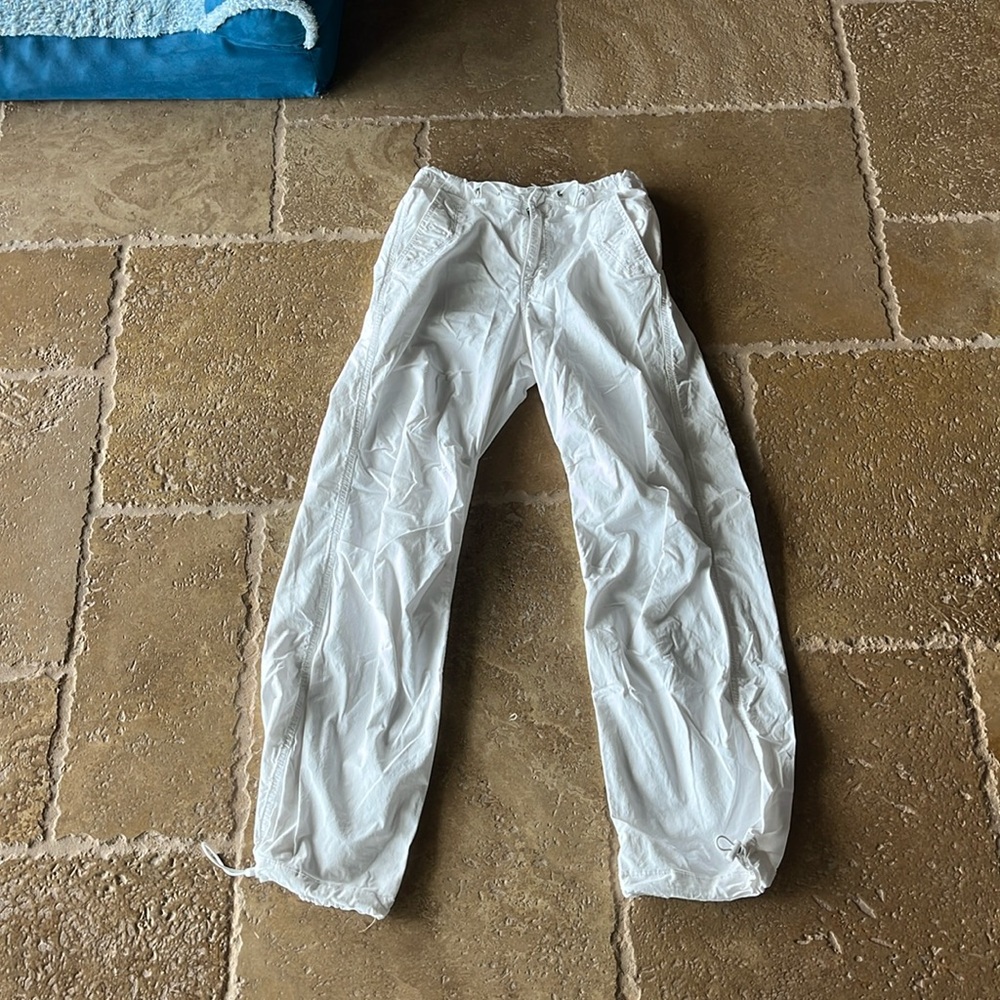 white american eagle parachute pants